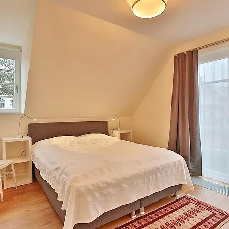 Haus Kastanienallee 4 Haus Kastanienallee 4 1 Stranddiestel Appartement
